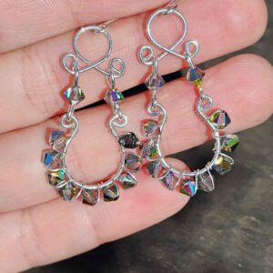 Aros Colgantes de Plata con Cristales Swarovski Oscuros ✨🖤